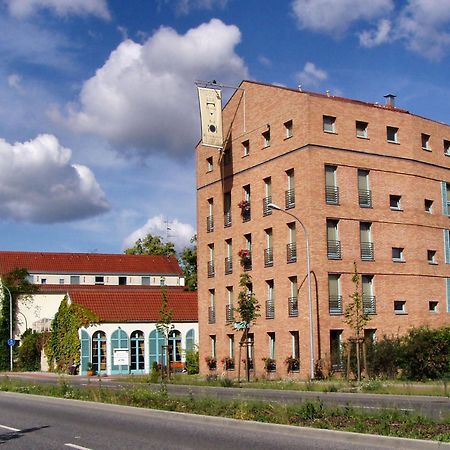 Albergo Hotel Schönefeld Exteriör bild